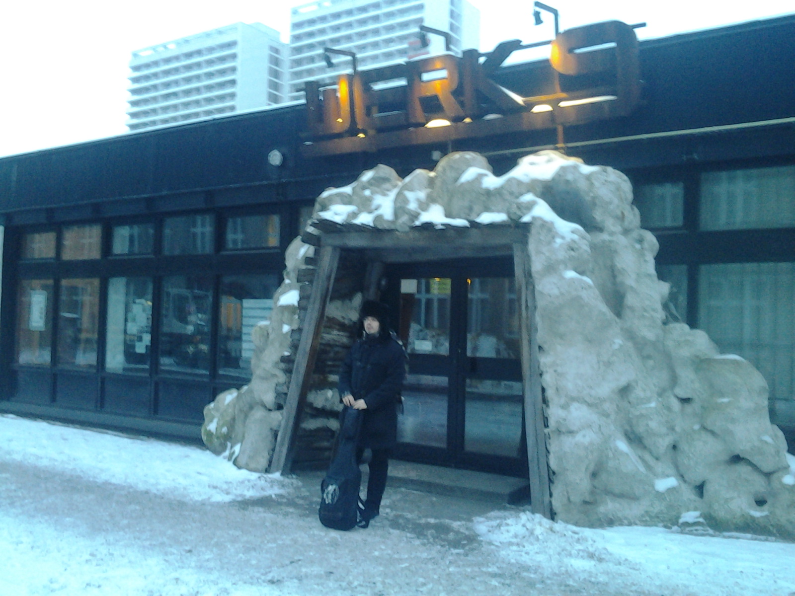 Baltus in front of Werk9